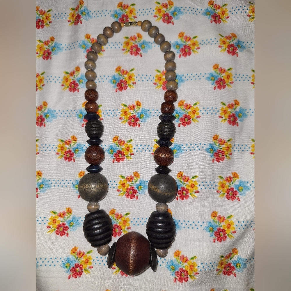 Multicolor Beaded Necklace